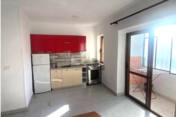 Shtepi ne shitje 1+1 ne Tirane - 137,000 Euro