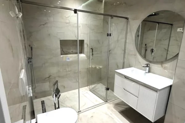 Shtepi me qera Vila Luksoze ne Tirane, 2+1, Mobilimi E mobiluar, Pagesa 1,500  Euro.