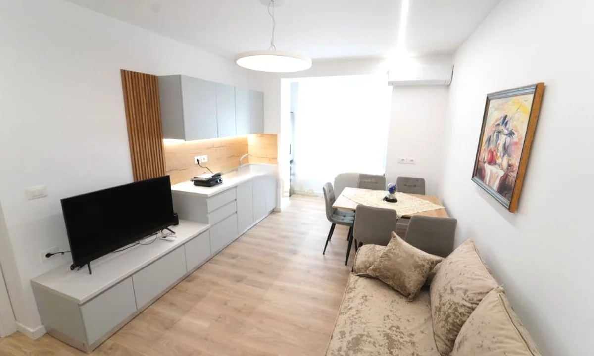 Shtepi me qera Apartament ne Tirane, 1+1, Mobilimi E mobiluar, Pagesa 600  Euro.