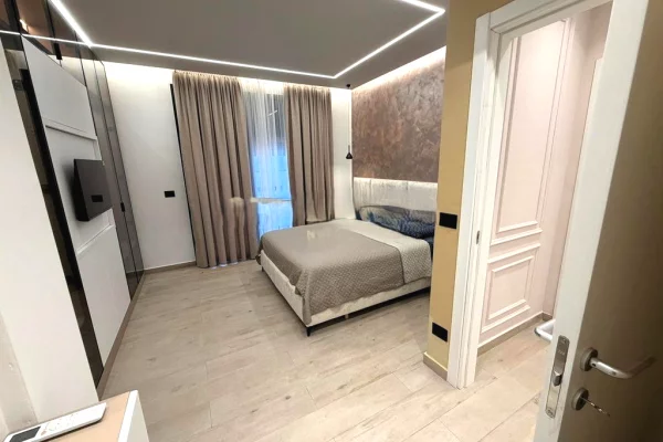 Shtepi ne shitje Apartament ne Tirane, 2+1, Mobilimi E mobiluar, Pagesa 380,000  Euro.