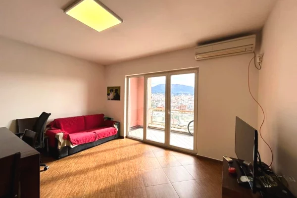 Shtepi ne shitje 2+1 ne Tirane - 218,000 Euro