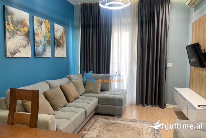 Shtepi me qera Apartament ne Tirane, 1+1, Mobilimi E mobiluar, Pagesa 550  Euro.