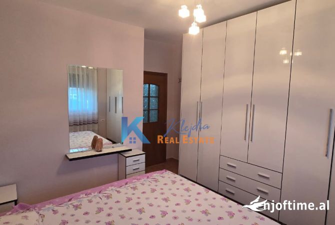 Shtepi me qera Apartament ne Tirane, 1+1, Mobilimi E mobiluar, Pagesa 50,000  Leke.