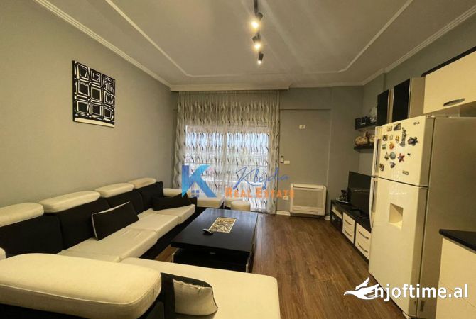 Shtepi me qera 2+1 ne Tirane - 600 Euro