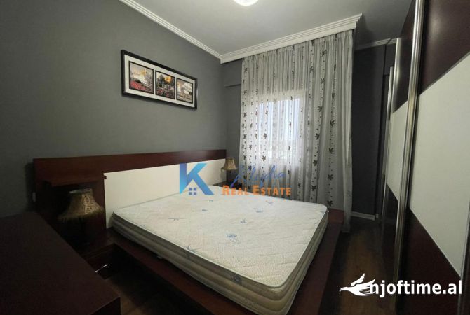 Shtepi me qera Apartament ne Tirane, 2+1, Mobilimi E mobiluar, Pagesa 600  Euro.