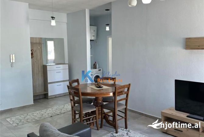 Shtepi me qera Apartament ne Tirane, 1+1, Mobilimi E mobiluar, Pagesa 45,000  Leke.