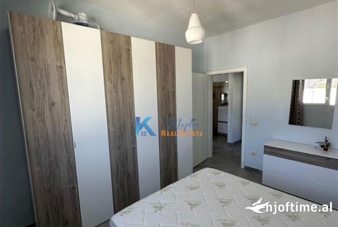 Shtepi me qera Apartament ne Tirane, 1+1, Mobilimi E mobiluar, Pagesa 45,000  Leke.