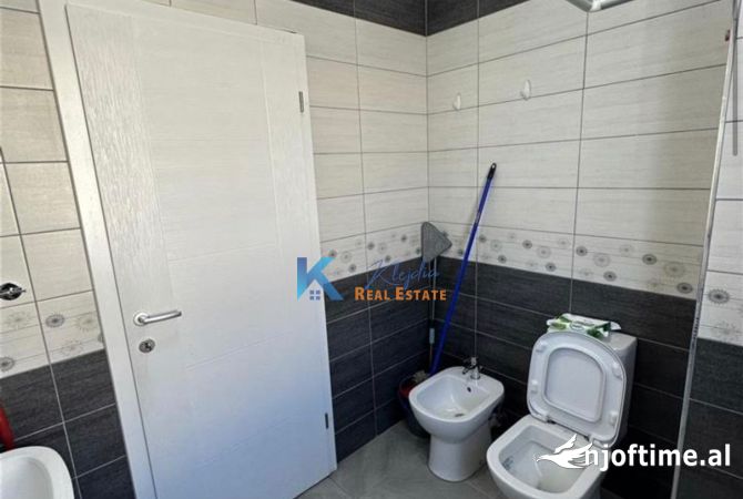 Shtepi me qera Apartament ne Tirane, 1+1, Mobilimi E mobiluar, Pagesa 45,000  Leke.