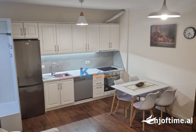 Shtepi me qera 1+1 ne Tirane - 750 Euro