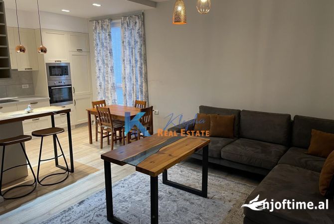 Shtepi me qera Apartament ne Tirane, 1+1, Mobilimi E mobiluar, Pagesa 50,000  Leke.