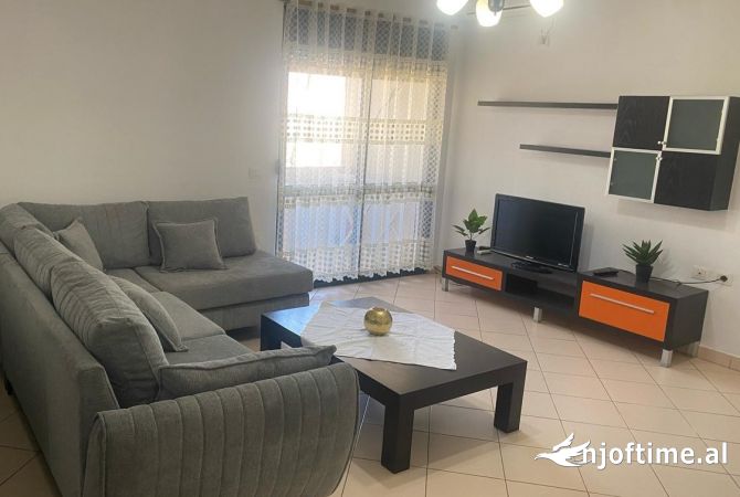 Shtepi me qera 1+1 ne Tirane - 500 Euro