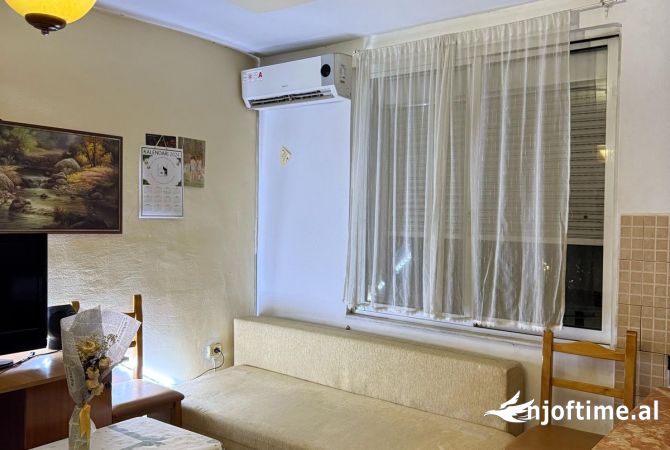 Shtepi me qera Garsoniere ne Tirane - 35,000 Leke