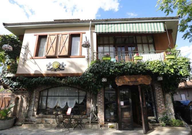 Jepet Restorant i Kompletuar per Qera 