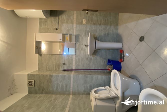 Shtepi ne shitje Apartament ne Tirane, 1+1, Mobilimi Bosh, pa mobiluar, Pagesa 92,000  Euro.