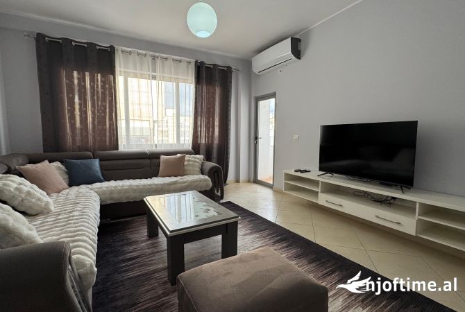 Shtepi me qera 1+1 ne Tirane - 480 Euro