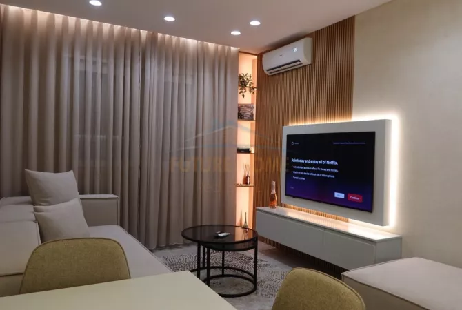 Shtepi ne shitje Apartament ne Tirane, 1+1, Mobilimi E mobiluar, Pagesa 175,000  Euro.