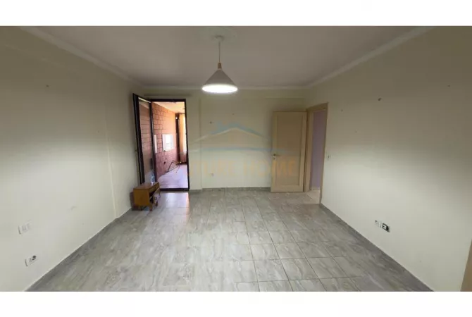 Shtepi ne shitje 3+1 ne Tirane - 240,000 Euro