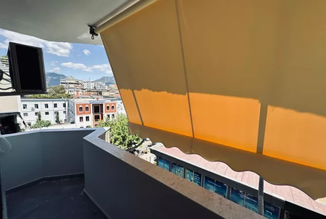 Shtepi ne shitje Apartament ne Tirane, 1+1, Mobilimi E mobiluar, Pagesa 268,000  Euro.