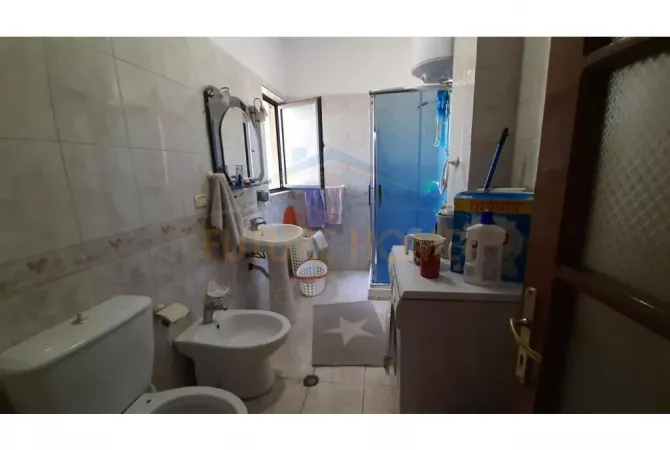 Shtepi ne shitje 3+1 ne Tirane - 170,000 Euro