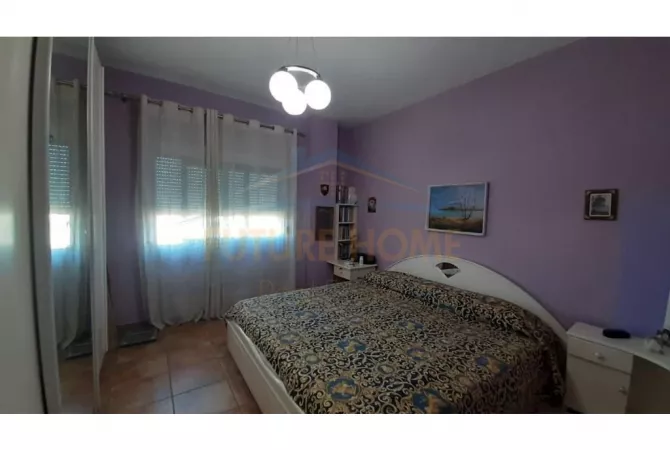 Shtepi ne shitje Apartament ne Tirane, 3+1, Mobilimi E mobiluar, Pagesa 170,000  Euro.
