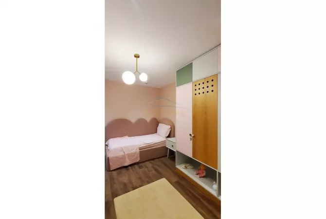 Shtepi ne shitje 3+1 ne Tirane - 250,000 Euro