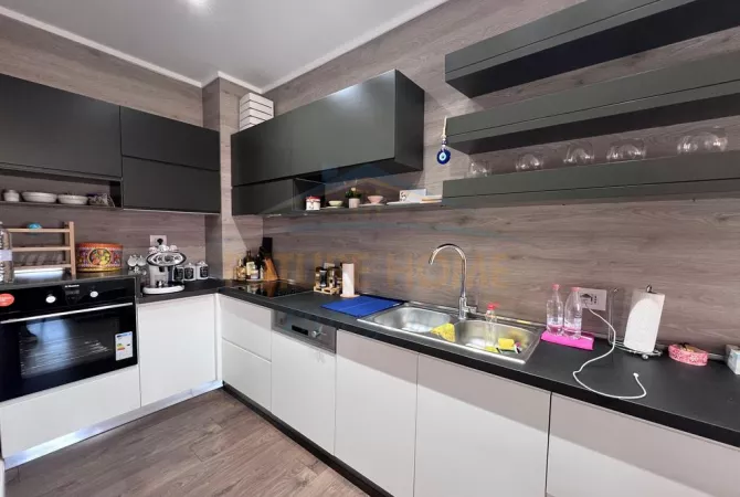Shtepi me qera 1+1 ne Tirane - 620 Euro
