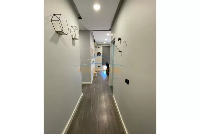 Qira, Ambient per zyra, Rruga Sami Frasheri  PRO+56933