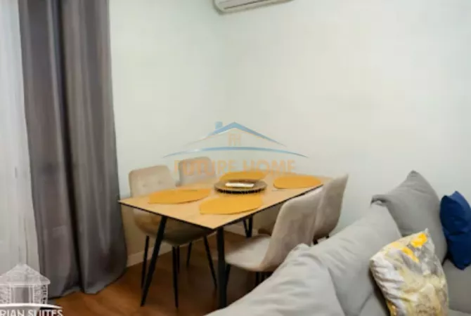 Shtepi me qera 2+1 ne Tirane - 1,000 Euro