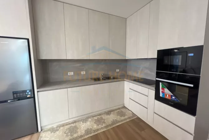 Shtepi me qera Apartament ne Tirane, 2+1, Mobilimi E mobiluar, Pagesa 800  Euro.