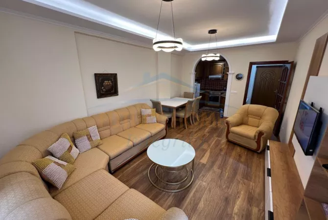 Shtepi ne shitje 1+1 ne Tirane - 170,000 Euro
