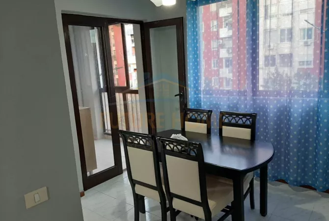 Shtepi ne shitje Apartament ne Tirane, 2+1, Mobilimi E mobiluar, Pagesa 175,000  Euro.
