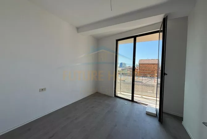 Shtepi me qera 2+1 ne Tirane - 600 Euro