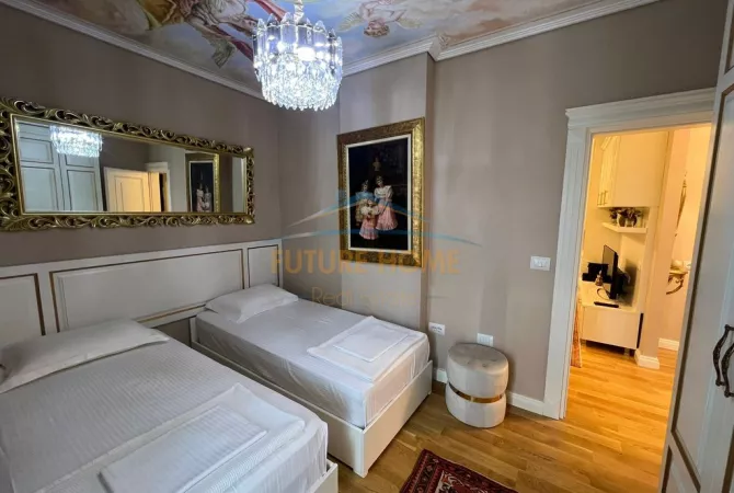 Shtepi me qera Apartament ne Tirane, 2+1, Mobilimi E mobiluar, Pagesa 1,050  Euro.