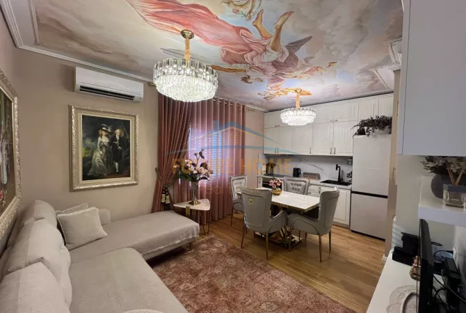 Casa in affitto 2+1 a Tirana - 1,050 Euro