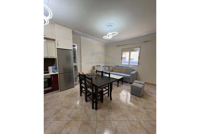 Shtepi ne shitje 2+1 ne Fier - 95,000 Euro