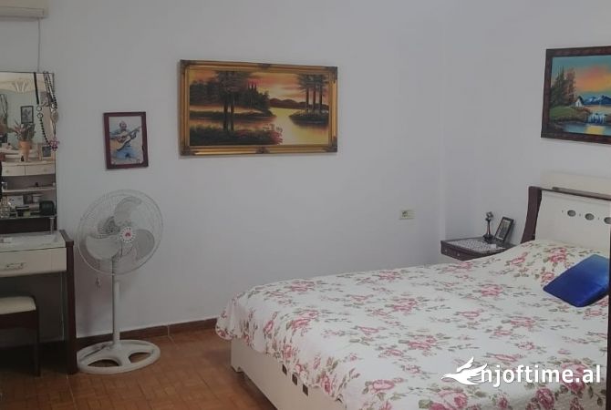 Shtepi ne shitje 3+1 ne Tirane - 140,000 Euro