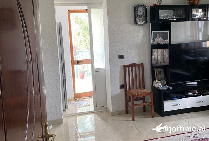 Shtepi ne shitje 1+1 ne Tirane - 750,000 Euro