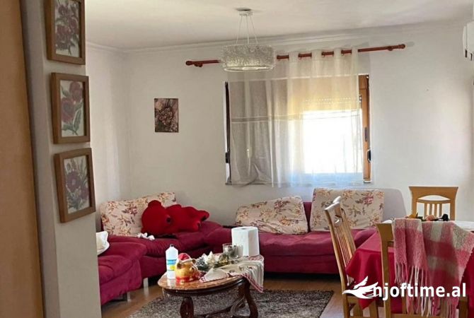 Shtepi ne shitje 2+1 ne Tirane - 720,000 Euro