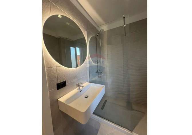 Ambient biznesi me qera 1+1 ne Tirane - 450 Euro