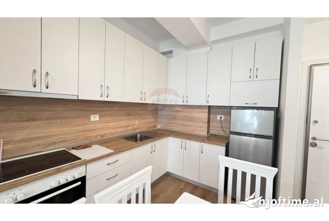 Shtepi me qera 2+1 ne Tirane - 550 Euro