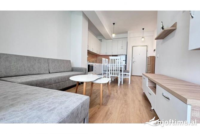 Shtepi me qera 2+1 ne Tirane - 550 Euro
