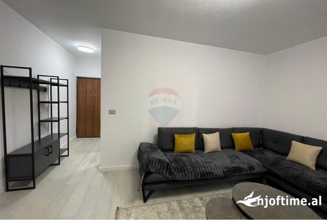 Shtepi me qera 1+1 ne Tirane - 650 Euro