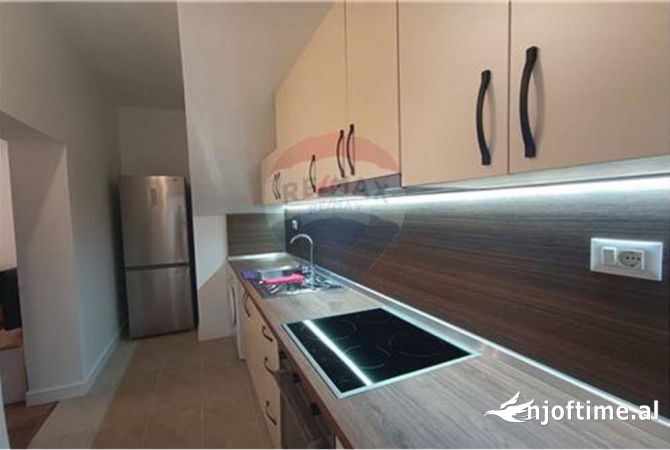 Shtepi me qera 2+1 ne Tirane - 600 Euro