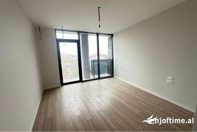 Ambient biznesi me qera 1+1 ne Tirane - 900 Euro