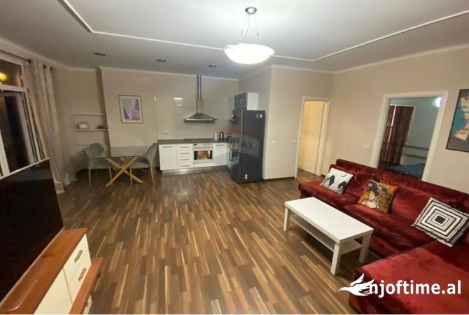 Shtepi me qera 2+1 ne Tirane - 750 Euro
