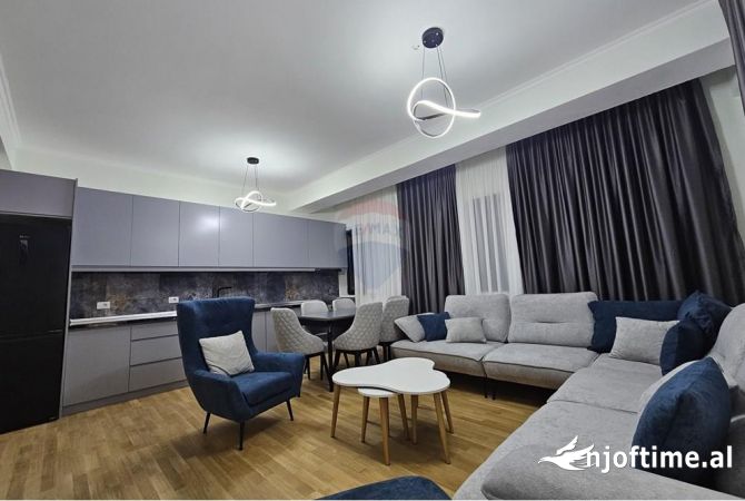 Shtepi me qera 2+1 ne Tirane - 1,000 Euro