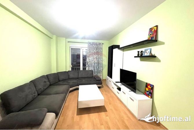 Shtepi me qera 2+1 ne Tirane - 600 Euro