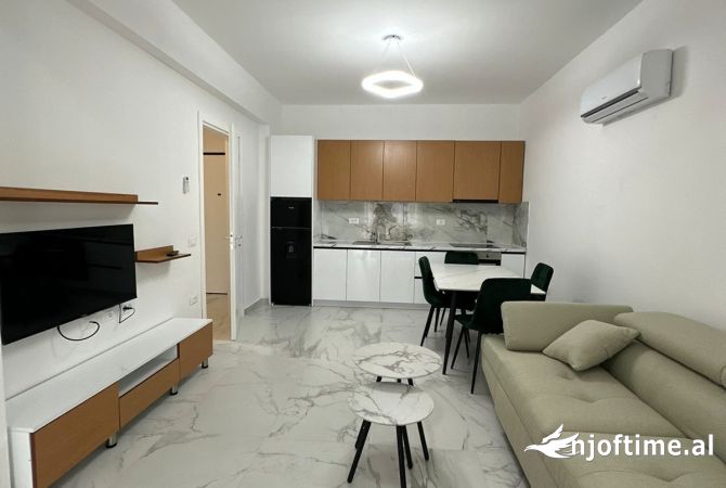 Shtepi me qera 1+1 ne Tirane - 450 Euro