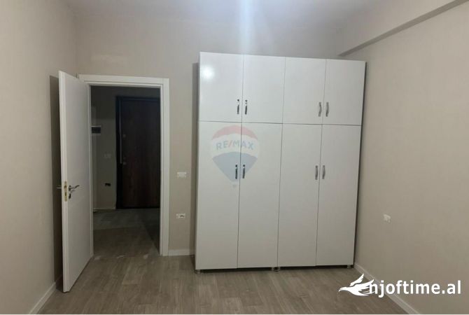 Shtepi me qera 1+1 ne Tirane - 350 Euro