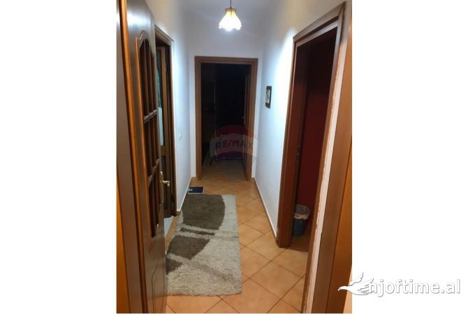 Shtepi ne shitje 3+1 ne Tirane - 165,000 Euro